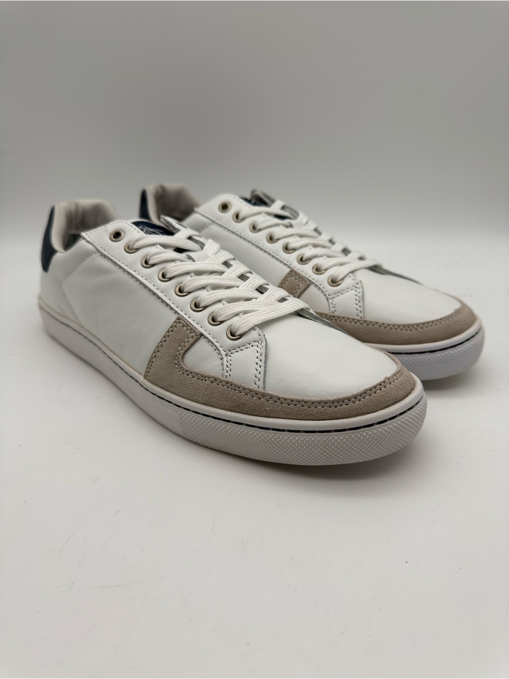 BRAND NEW Original Penguin Men's Rave Sneaker Leather Upper White Sz 10